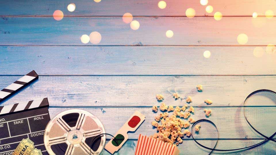 Challenges in translating films: film reel, Popcorn and 3D glasses
